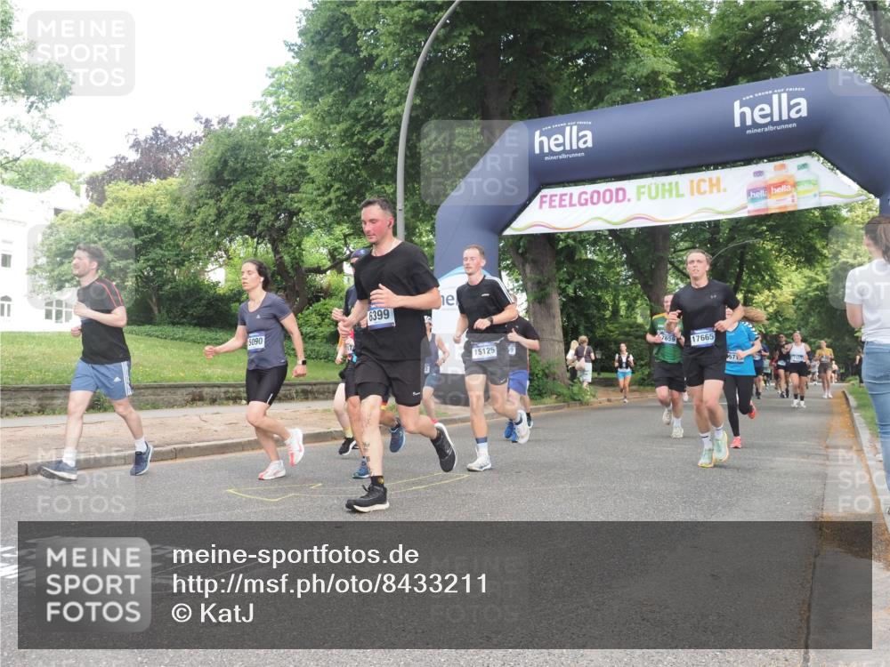29.06.2025 - hella hamburg halbmarathon KatJ http://msf.ph/oto/8433211 29.06.2025 10:43:40 Zwischen KM18-KM19 1130, 1485, 6272, 6399, 7659, 8669 meine-sportfotos.de