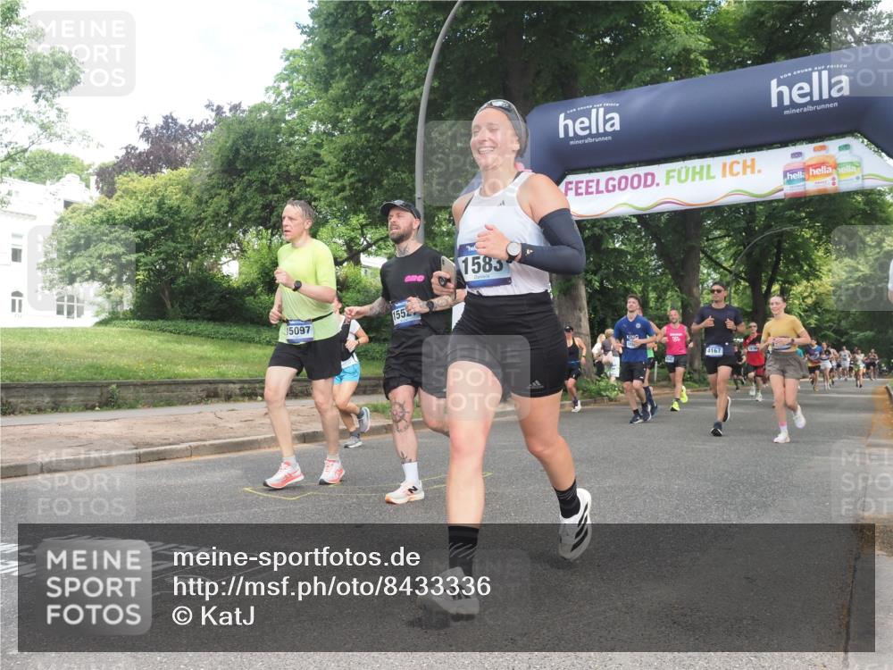 29.06.2025 - hella hamburg halbmarathon KatJ http://msf.ph/oto/8433336 29.06.2025 10:43:44 Zwischen KM18-KM19 1583, 4167, 6272, 6399, 7659, 7716, 8652, 8669 meine-sportfotos.de