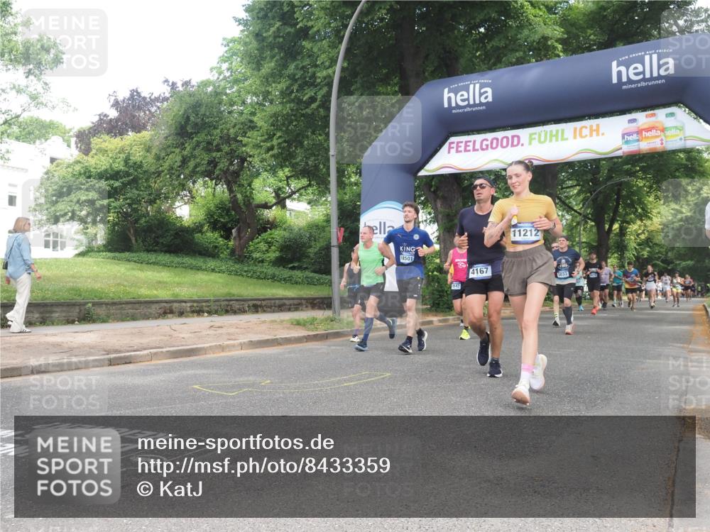 29.06.2025 - hella hamburg halbmarathon KatJ http://msf.ph/oto/8433359 29.06.2025 10:43:46 Zwischen KM18-KM19 1583, 4167, 5033, 7659, 7716, 8652 meine-sportfotos.de