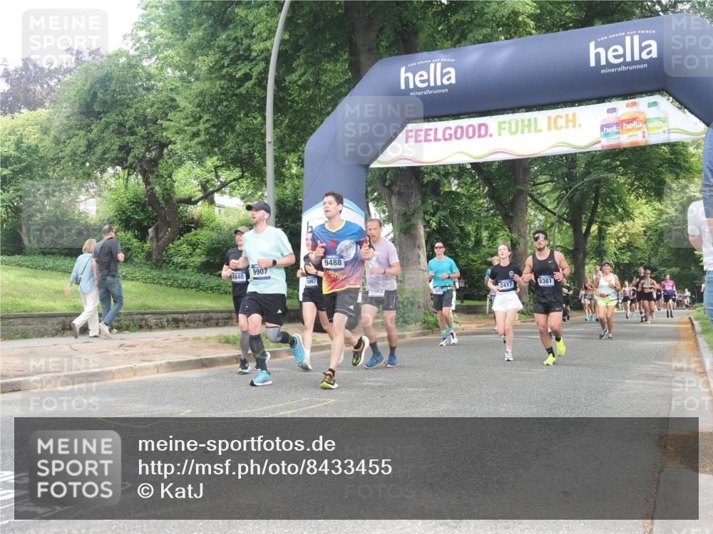 29.06.2025 - hella hamburg halbmarathon KatJ http://msf.ph/oto/8433455 29.06.2025 10:43:52 Zwischen KM18-KM19 1563, 2417, 3836, 4940, 5033, 6416, 7716, 8542, 8652 meine-sportfotos.de
