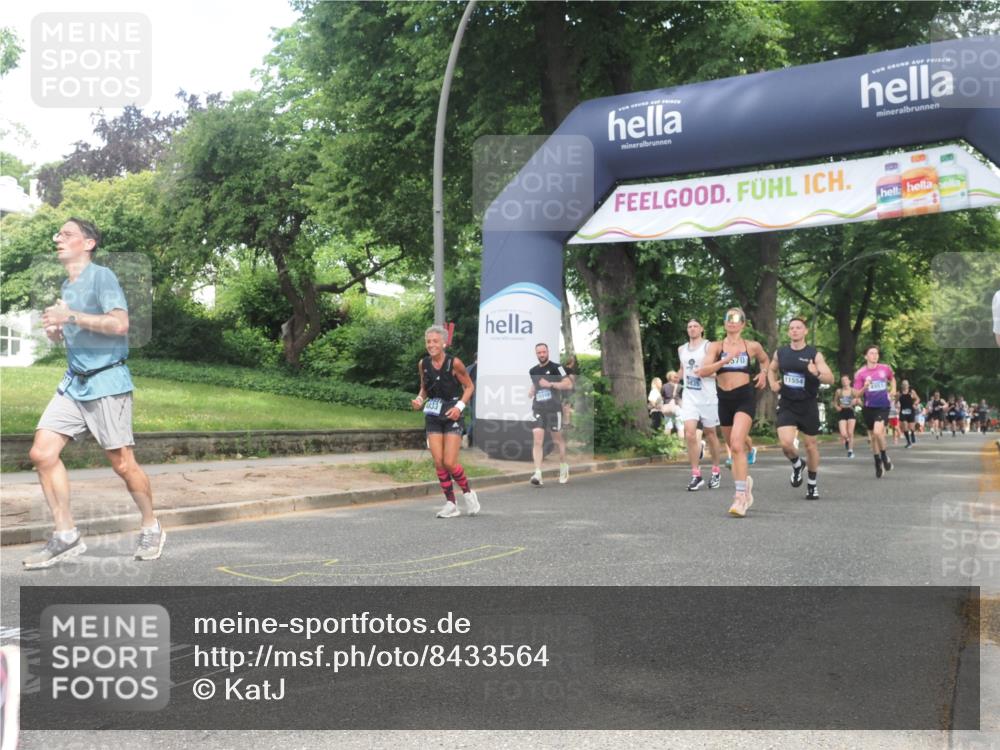 29.06.2025 - hella hamburg halbmarathon KatJ http://msf.ph/oto/8433564 29.06.2025 10:43:57 Zwischen KM18-KM19 1563, 2417, 2676, 4833, 4940, 4951, 5570, 6835 meine-sportfotos.de