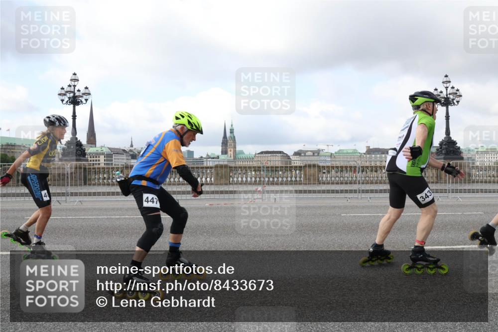 29.06.2025 - hella hamburg halbmarathon Lena Gebhardt http://msf.ph/oto/8433673 29.06.2025 09:01:07 Lombardsbrücke 447, 343 meine-sportfotos.de