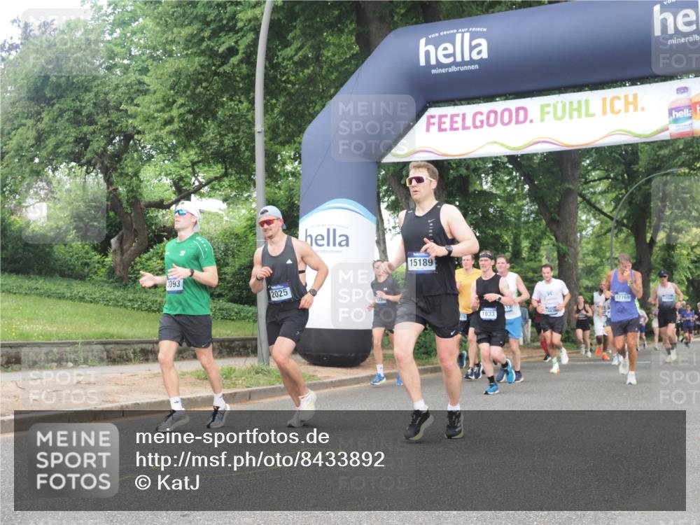 29.06.2025 - hella hamburg halbmarathon KatJ http://msf.ph/oto/8433892 29.06.2025 10:44:10 Zwischen KM18-KM19 1715, 1719, 1833, 2025, 3093, 3413, 4467 meine-sportfotos.de