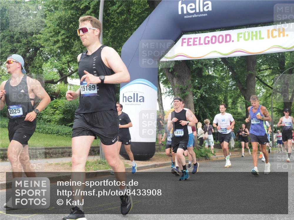 29.06.2025 - hella hamburg halbmarathon KatJ http://msf.ph/oto/8433908 29.06.2025 10:44:11 Zwischen KM18-KM19 1715, 1719, 1833, 2025, 2488, 3093, 3413, 4467 meine-sportfotos.de