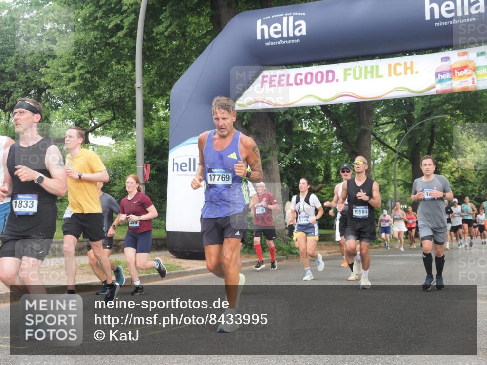 29.06.2025 - hella hamburg halbmarathon KatJ http://msf.ph/oto/8433995 29.06.2025 10:44:13 Zwischen KM18-KM19 1715, 1833, 2025, 2488, 3093, 3413, 3859, 4426, 4467, 5457, 5458 meine-sportfotos.de