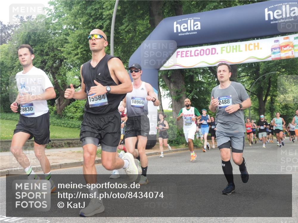 29.06.2025 - hella hamburg halbmarathon KatJ http://msf.ph/oto/8434074 29.06.2025 10:44:14 Zwischen KM18-KM19 1200, 1715, 1833, 2025, 2488, 3093, 3413, 3859, 4426, 4467, 5457, 5458, 5728 meine-sportfotos.de