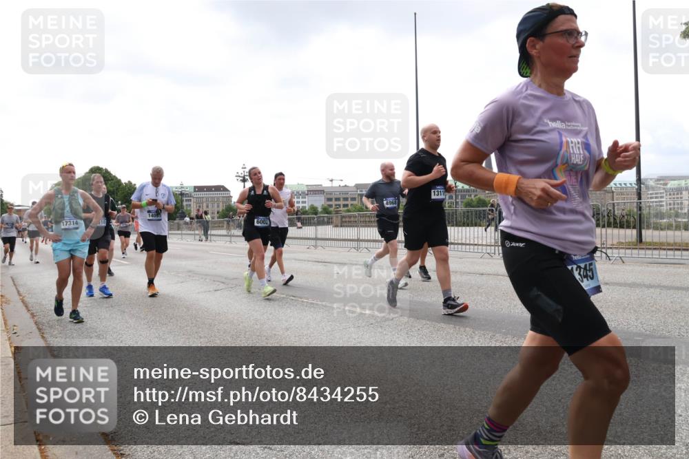 29.06.2025 - hella hamburg halbmarathon Lena Gebhardt http://msf.ph/oto/8434255 29.06.2025 10:44:41 Lombardsbrücke 4968, 14091, 17314, 10, 6002, 13115, 7004, 345, 1273, 1345, 1519, 1629, 1924, 2343, 2610, 2674, 3506, 3570, 4215, 4275, 4496, 4968, 5355, 5647, 5649, 6002, 6841, 6888, 7216, 7842, 8272, 8582, 9036, 9084, 9085, 9331, 9333, 9397, 9510, 9536, 10006, 10223, 10303, 10304, 10416, 10668, 10707, 11272, 11825, 11955, 12318, 12322, 12409, 12803, 12995, 13039, 13261, 13262, 13288, 13330, 13390, 13906, 14091, 14123, 14350, 14654, 14681, 14971, 18454, 18459 meine-sportfotos.de