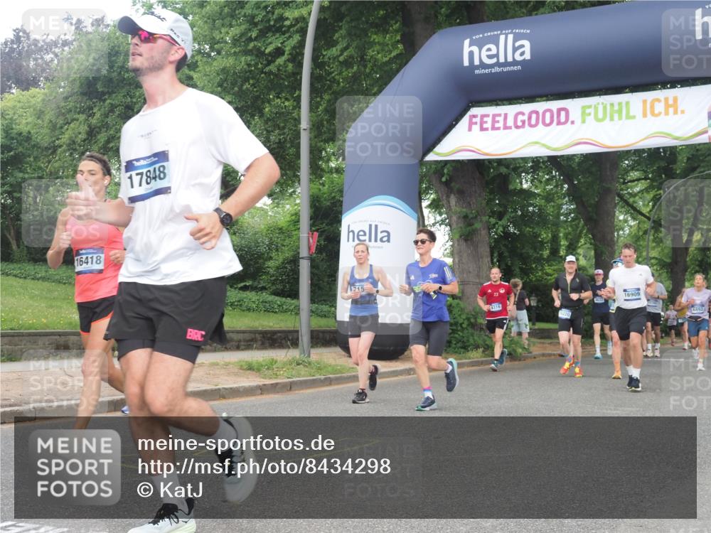 29.06.2025 - hella hamburg halbmarathon KatJ http://msf.ph/oto/8434298 29.06.2025 10:44:20 Zwischen KM18-KM19 1200, 3859, 4426, 5015, 5134, 5457, 5458, 5728, 7159 meine-sportfotos.de