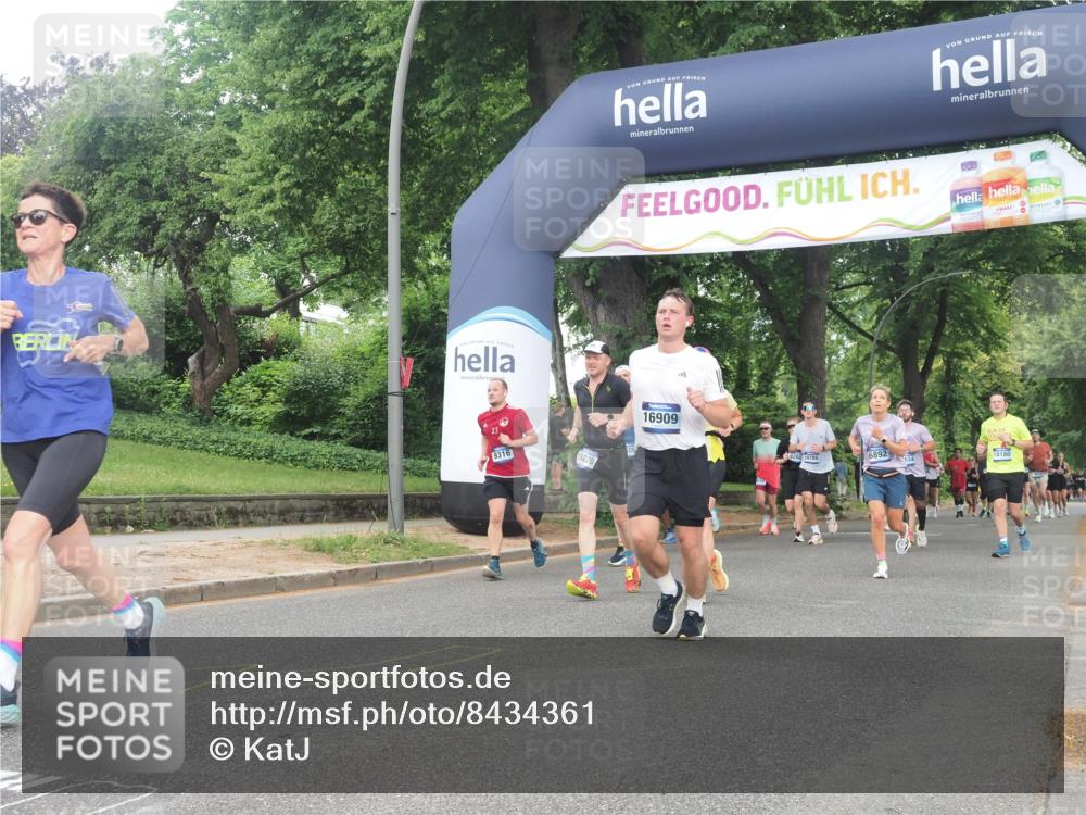 29.06.2025 - hella hamburg halbmarathon KatJ http://msf.ph/oto/8434361 29.06.2025 10:44:22 Zwischen KM18-KM19 1200, 3575, 4632, 5015, 5134, 5391, 5728, 6892, 7159 meine-sportfotos.de