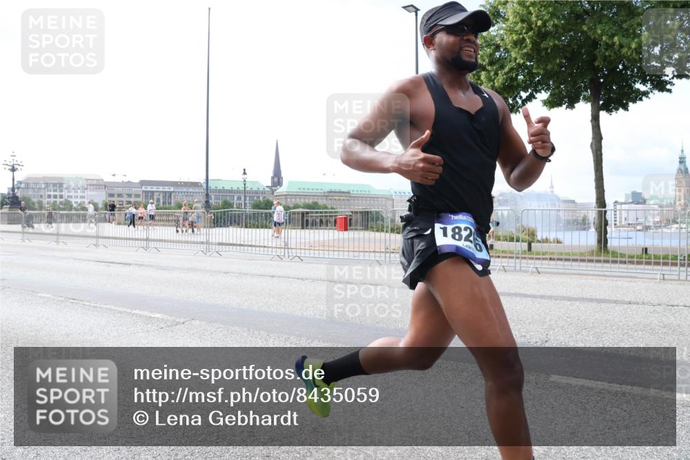 29.06.2025 - hella hamburg halbmarathon Lena Gebhardt http://msf.ph/oto/8435059 29.06.2025 10:08:56 Lombardsbrücke 182, 1147, 1188, 1427, 1838, 3762, 5347, 6100, 6590, 7453, 9718, 9951, 9958, 10035, 10092, 10819, 11067, 11496, 11657, 11780, 11967, 12144, 13174, 13592, 13593, 14736, 14902, 14965, 15584, 15586, 15592, 17347, 18266, 18505 meine-sportfotos.de