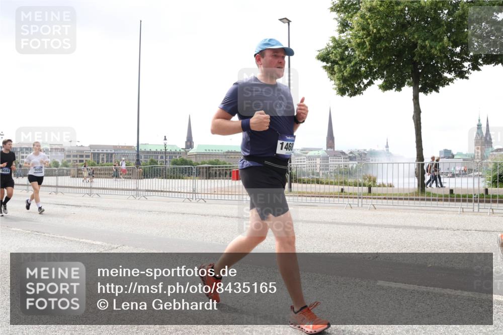 29.06.2025 - hella hamburg halbmarathon Lena Gebhardt http://msf.ph/oto/8435165 29.06.2025 10:44:55 Lombardsbrücke 9084, 9085, 1468, 1024, 1273, 1629, 1685, 1924, 2007, 2674, 2779, 3506, 3570, 4186, 4215, 4275, 4337, 4968, 5190, 5355, 5649, 6002, 6509, 6841, 6888, 7216, 7699, 7912, 8582, 8594, 8762, 8907, 9036, 9084, 9085, 9331, 9333, 9397, 9536, 10006, 10416, 10562, 10566, 10668, 10707, 11272, 12198, 12318, 12332, 12334, 12394, 12409, 13039, 13261, 13262, 13288, 14350, 14681, 14971, 18454, 18459 meine-sportfotos.de