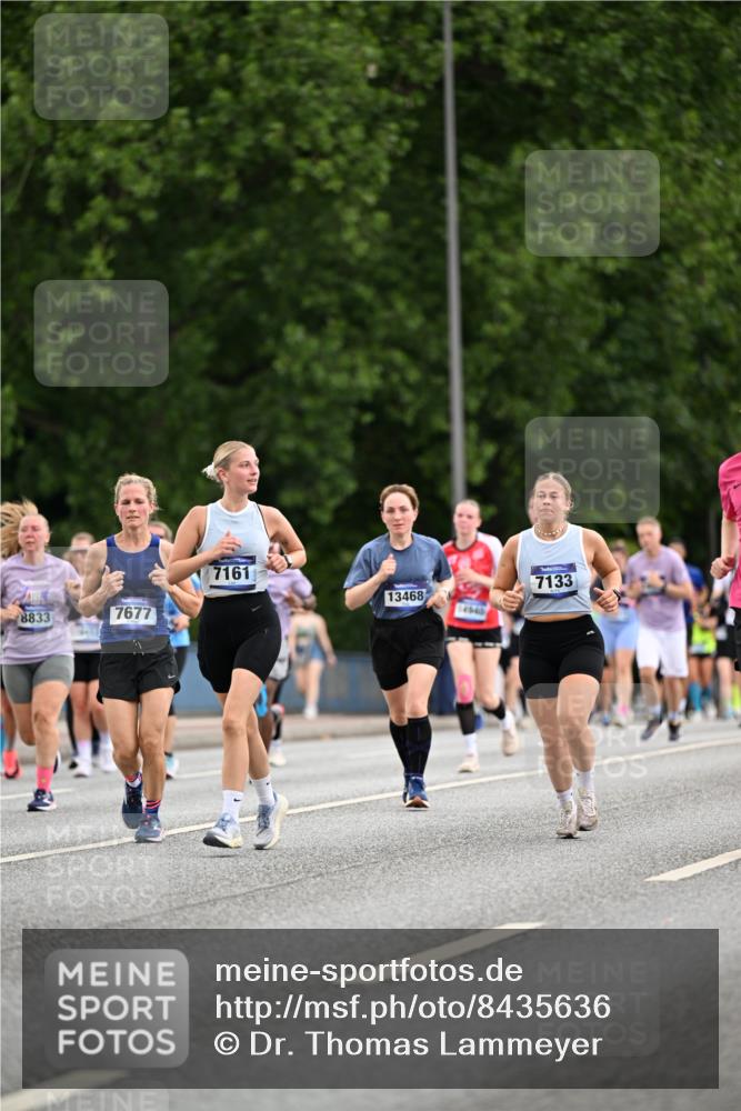 29.06.2025 - hella hamburg halbmarathon Dr. Thomas Lammeyer http://msf.ph/oto/8435636 29.06.2025 10:54:59 Kennedybrücke 1478, 1487, 1511, 1625, 2047, 3647, 4642, 4695, 4870, 6015, 6178, 7133, 7161, 7677, 8833, 8986, 9096, 10437 meine-sportfotos.de