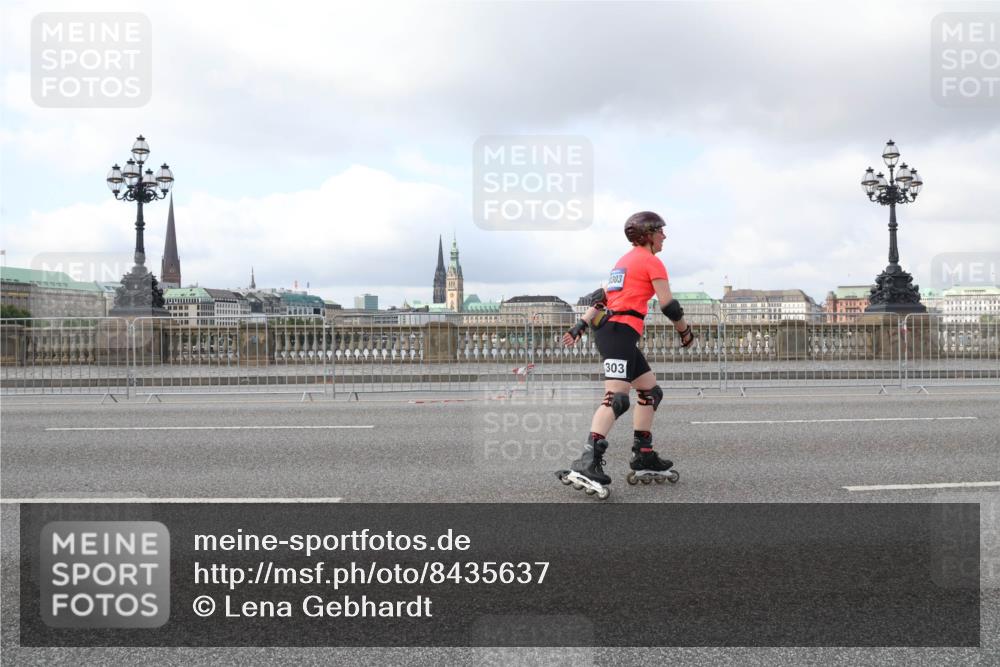 29.06.2025 - hella hamburg halbmarathon Lena Gebhardt http://msf.ph/oto/8435637 29.06.2025 09:01:43 Lombardsbrücke 1303, 303 meine-sportfotos.de
