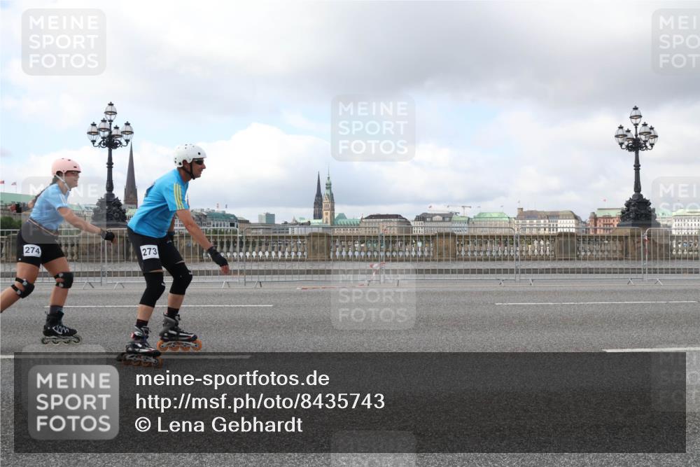29.06.2025 - hella hamburg halbmarathon Lena Gebhardt http://msf.ph/oto/8435743 29.06.2025 09:01:46 Lombardsbrücke 274, 273 meine-sportfotos.de