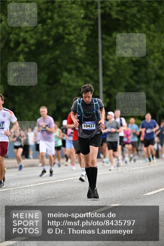 29.06.2025 - hella hamburg halbmarathon Dr. Thomas Lammeyer http://msf.ph/oto/8435797 29.06.2025 10:55:04 Kennedybrücke 1478, 1487, 1511, 2047, 3647, 4642, 4695, 4848, 6178, 7133, 7141, 7161, 7677, 8833, 8986, 9096, 9605, 10437 meine-sportfotos.de