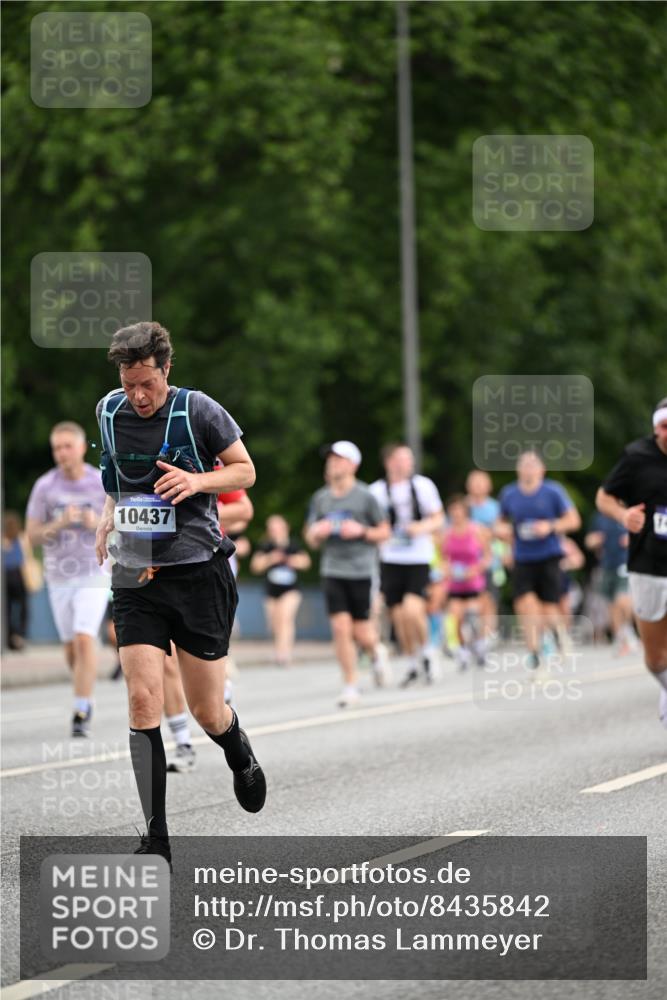 29.06.2025 - hella hamburg halbmarathon Dr. Thomas Lammeyer http://msf.ph/oto/8435842 29.06.2025 10:55:05 Kennedybrücke 1478, 1487, 1511, 2047, 3647, 4642, 4695, 4848, 6178, 7133, 7141, 7161, 7677, 8833, 8986, 9096, 9605, 10437 meine-sportfotos.de
