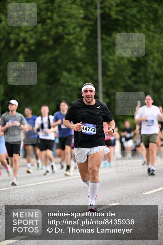 29.06.2025 - hella hamburg halbmarathon Dr. Thomas Lammeyer http://msf.ph/oto/8435936 29.06.2025 10:55:08 Kennedybrücke 1478, 1487, 1511, 2047, 2358, 2859, 3647, 4695, 4848, 5530, 6178, 7133, 7141, 7161, 7677, 8833, 8986, 9096, 9605, 10437 meine-sportfotos.de
