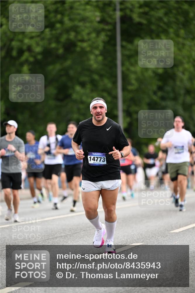 29.06.2025 - hella hamburg halbmarathon Dr. Thomas Lammeyer http://msf.ph/oto/8435943 29.06.2025 10:55:09 Kennedybrücke 1478, 1487, 1511, 2047, 2358, 2859, 3647, 4695, 4848, 5530, 6178, 7133, 7141, 7161, 7677, 8833, 8986, 9096, 9605, 10437 meine-sportfotos.de