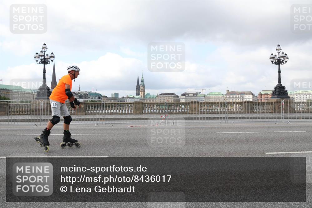 29.06.2025 - hella hamburg halbmarathon Lena Gebhardt http://msf.ph/oto/8436017 29.06.2025 09:01:48 Lombardsbrücke 119 meine-sportfotos.de