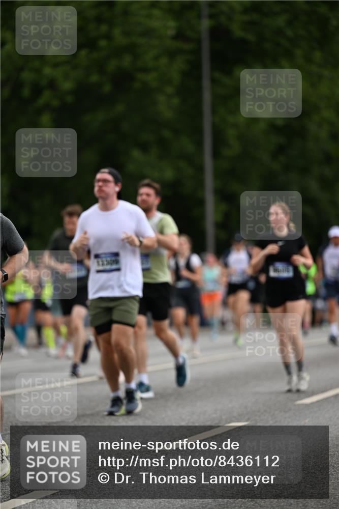 29.06.2025 - hella hamburg halbmarathon Dr. Thomas Lammeyer http://msf.ph/oto/8436112 29.06.2025 10:55:14 Kennedybrücke 1208, 1478, 2358, 2859, 3647, 4695, 4848, 5530, 6178, 7133, 7141, 7161, 7677, 8779, 8833, 8986, 9605, 10437, 11252 meine-sportfotos.de