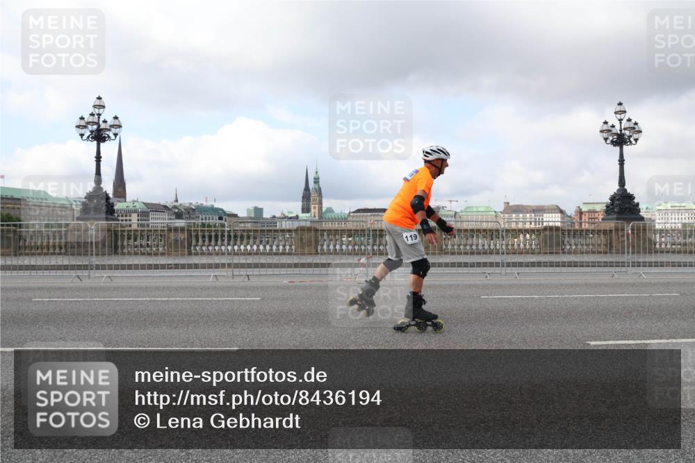 29.06.2025 - hella hamburg halbmarathon Lena Gebhardt http://msf.ph/oto/8436194 29.06.2025 09:01:49 Lombardsbrücke 119 meine-sportfotos.de