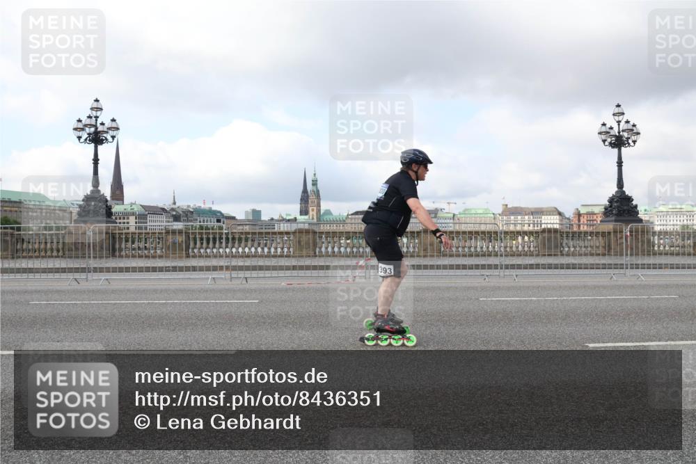 29.06.2025 - hella hamburg halbmarathon Lena Gebhardt http://msf.ph/oto/8436351 29.06.2025 09:01:50 Lombardsbrücke 393 meine-sportfotos.de
