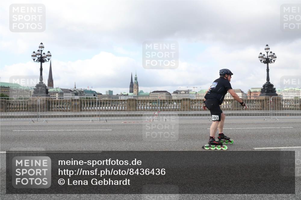 29.06.2025 - hella hamburg halbmarathon Lena Gebhardt http://msf.ph/oto/8436436 29.06.2025 09:01:50 Lombardsbrücke 393 meine-sportfotos.de