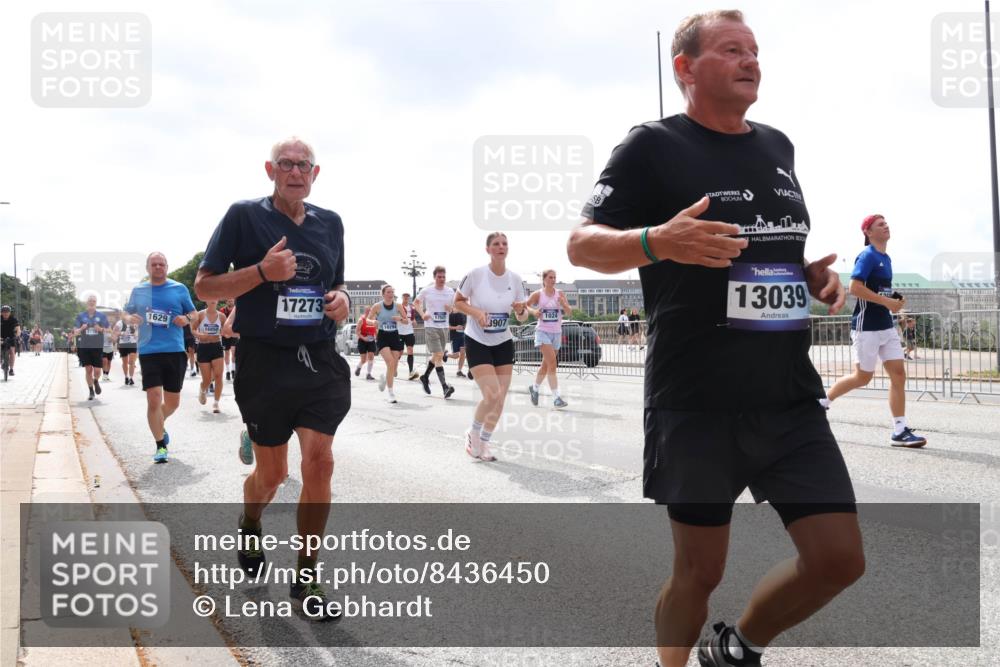 29.06.2025 - hella hamburg halbmarathon Lena Gebhardt http://msf.ph/oto/8436450 29.06.2025 10:45:08 Lombardsbrücke 1629, 16850, 17273, 17527, 1829, 3907, 13039, 1024, 1273, 1629, 1685, 1798, 1924, 2007, 2674, 2779, 3160, 3164, 3357, 3377, 3570, 3879, 3993, 4099, 4102, 4186, 4275, 4306, 4337, 4504, 4820, 4851, 5099, 5108, 5190, 5339, 5636, 5949, 6150, 6509, 6763, 6788, 6841, 6888, 6911, 6980, 7530, 7699, 7912, 8582, 8594, 8605, 8762, 8907, 9036, 9084, 9085, 9331, 9333, 10225, 10562, 10566, 10668, 10707, 11272, 11314, 12198, 12318, 12332, 12334, 12394, 13039, 13261, 14681 meine-sportfotos.de