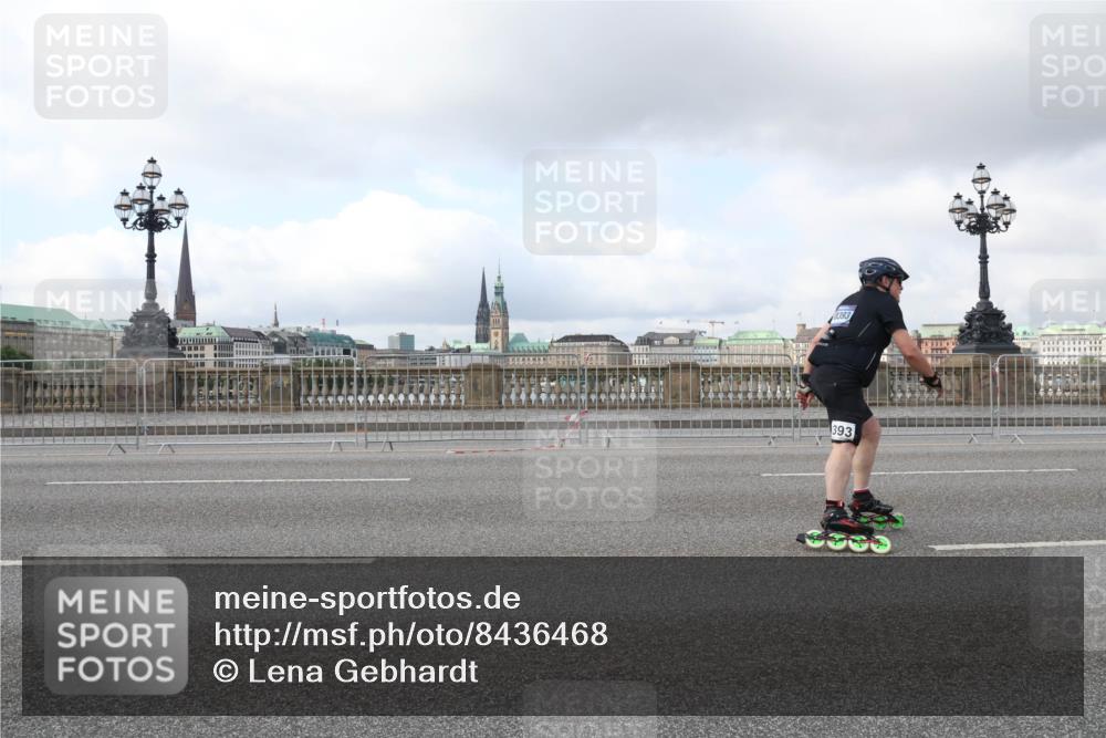 29.06.2025 - hella hamburg halbmarathon Lena Gebhardt http://msf.ph/oto/8436468 29.06.2025 09:01:50 Lombardsbrücke 393, 393 meine-sportfotos.de