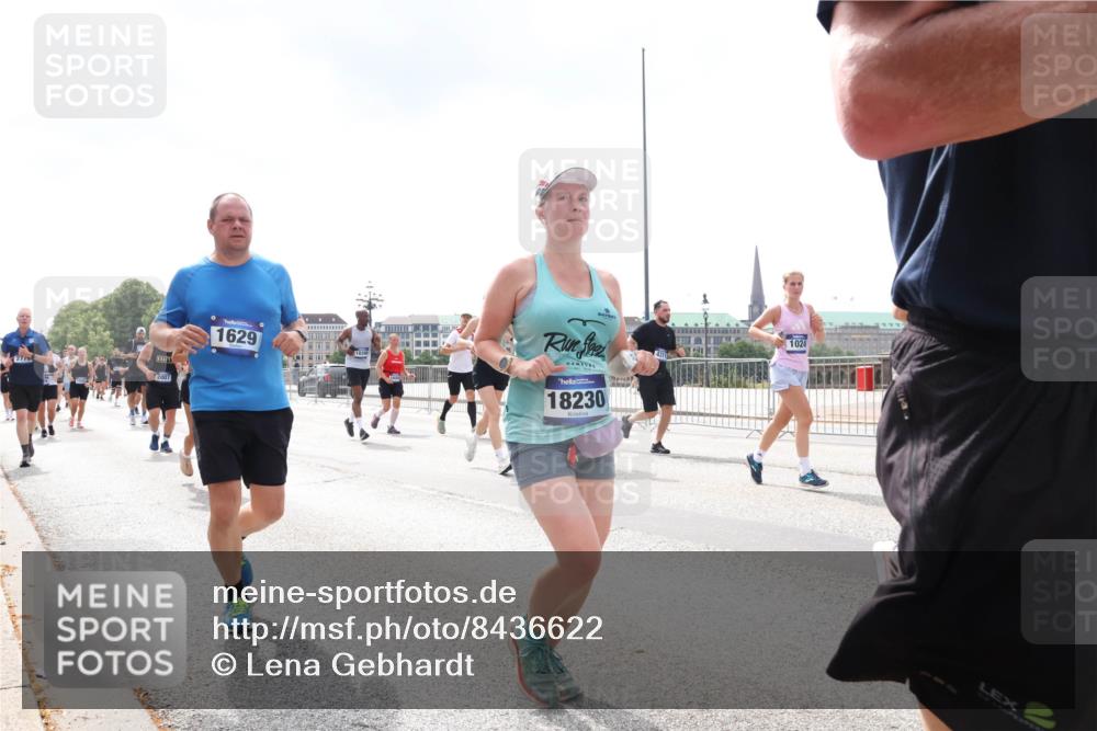 29.06.2025 - hella hamburg halbmarathon Lena Gebhardt http://msf.ph/oto/8436622 29.06.2025 10:45:09 Lombardsbrücke 27, 54, 2007, 1629, 18230, 1024, 1024, 1273, 1629, 1685, 1798, 1924, 2007, 2674, 2779, 3160, 3164, 3357, 3377, 3570, 3879, 3993, 4099, 4102, 4186, 4275, 4306, 4337, 4504, 4820, 4851, 5099, 5108, 5190, 5339, 5636, 5949, 6150, 6509, 6763, 6788, 6841, 6888, 6911, 6922, 6980, 7530, 7699, 7912, 8582, 8594, 8605, 8762, 8907, 9036, 9084, 9085, 9331, 9333, 10182, 10225, 10562, 10566, 10668, 10707, 11272, 11314, 12198, 12318, 12332, 12334, 12394, 13039, 13261, 14681 meine-sportfotos.de