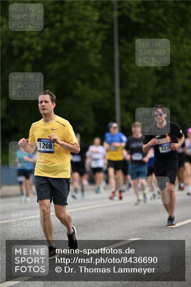 29.06.2025 - hella hamburg halbmarathon Dr. Thomas Lammeyer http://msf.ph/oto/8436690 29.06.2025 10:55:29 Kennedybrücke 1208, 1930, 2358, 2380, 2859, 3229, 4771, 4848, 5530, 7141, 7769, 8779, 9166, 9167, 9605, 9933, 11252 meine-sportfotos.de