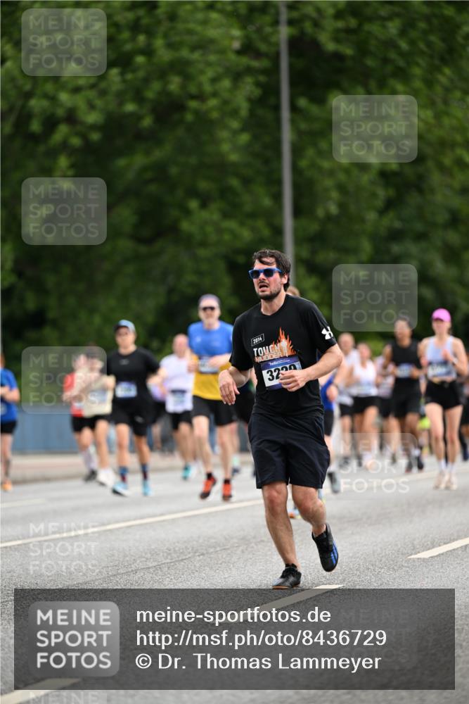 29.06.2025 - hella hamburg halbmarathon Dr. Thomas Lammeyer http://msf.ph/oto/8436729 29.06.2025 10:55:30 Kennedybrücke 1208, 1930, 2358, 2380, 2859, 3229, 3838, 4771, 4848, 5530, 7141, 7769, 8779, 9166, 9167, 9605, 9933, 11252 meine-sportfotos.de