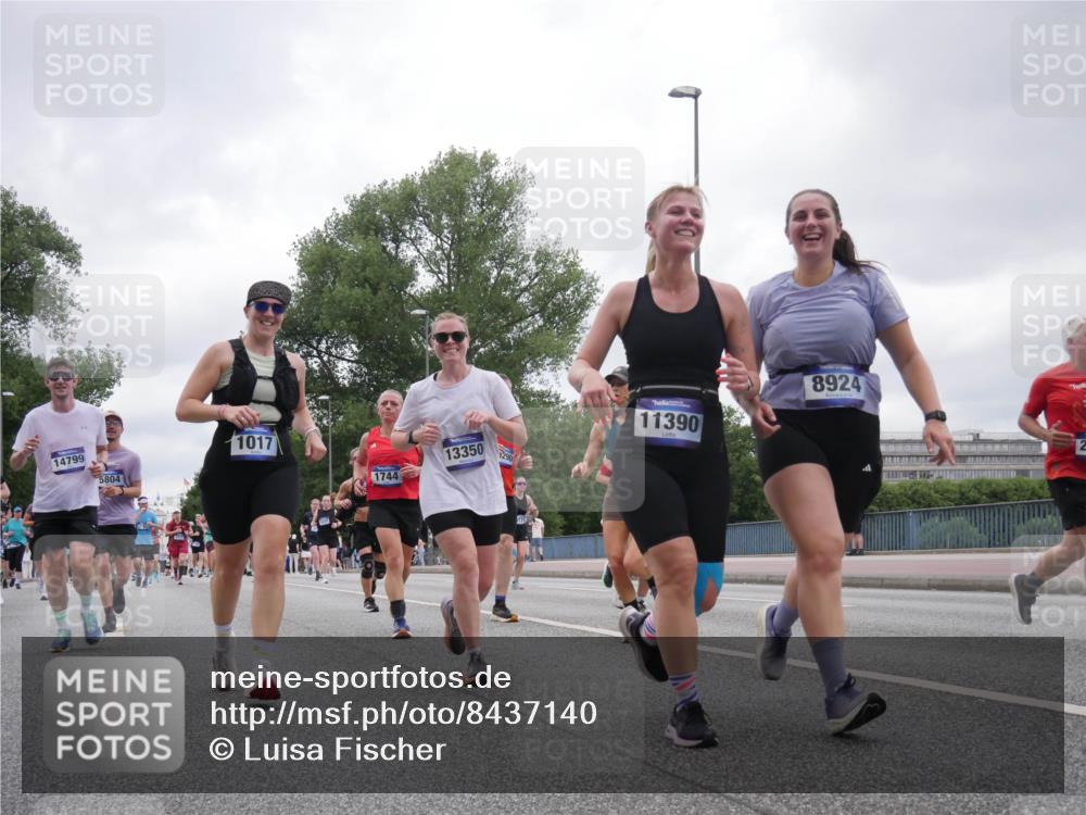 29.06.2025 - hella hamburg halbmarathon Luisa Fischer http://msf.ph/oto/8437140 29.06.2025 10:57:21 Kennedybrücke 14799, 5804, 1017, 1744, 13350, 290, 11390, 8924, 1017, 1744, 2079, 2372, 2761, 3187, 4685, 4801, 5514, 5804, 5993, 7614, 8924, 9138, 9771, 10207 meine-sportfotos.de