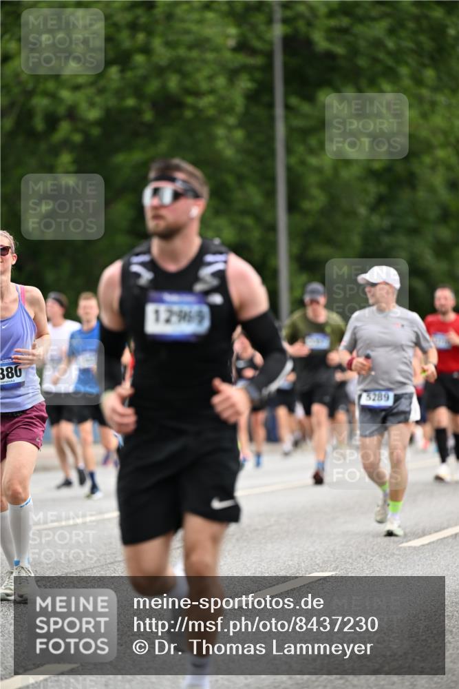 29.06.2025 - hella hamburg halbmarathon Dr. Thomas Lammeyer http://msf.ph/oto/8437230 29.06.2025 10:55:44 Kennedybrücke 1208, 1617, 1930, 2202, 2380, 2484, 2485, 2736, 2778, 3229, 3838, 4652, 4771, 5286, 5289, 5357, 6945, 7012, 7769, 7938, 7992, 8410, 8779, 9166, 9167, 9933, 10521, 10552, 10636, 10673 meine-sportfotos.de