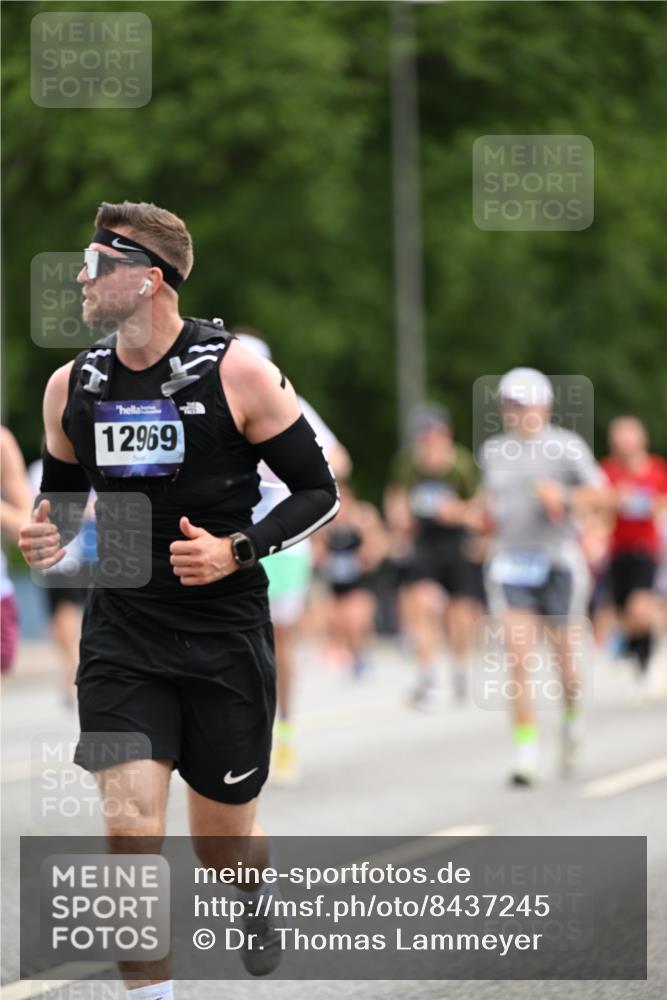 29.06.2025 - hella hamburg halbmarathon Dr. Thomas Lammeyer http://msf.ph/oto/8437245 29.06.2025 10:55:44 Kennedybrücke 1208, 1617, 1930, 2202, 2380, 2484, 2485, 2736, 2778, 3229, 3838, 4652, 4771, 5286, 5289, 5357, 6945, 7012, 7769, 7938, 7992, 8410, 8779, 9166, 9167, 9933, 10521, 10552, 10636, 10673 meine-sportfotos.de