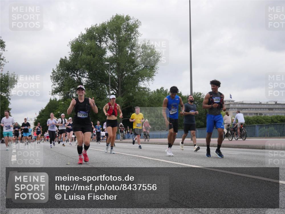 29.06.2025 - hella hamburg halbmarathon Luisa Fischer http://msf.ph/oto/8437556 29.06.2025 10:57:43 Kennedybrücke 7946, 5856, 17709, 18431, 18093, 2600, 3364, 4720, 5309, 5856, 5933, 6583, 6987, 7670, 7946, 7986, 9130 meine-sportfotos.de