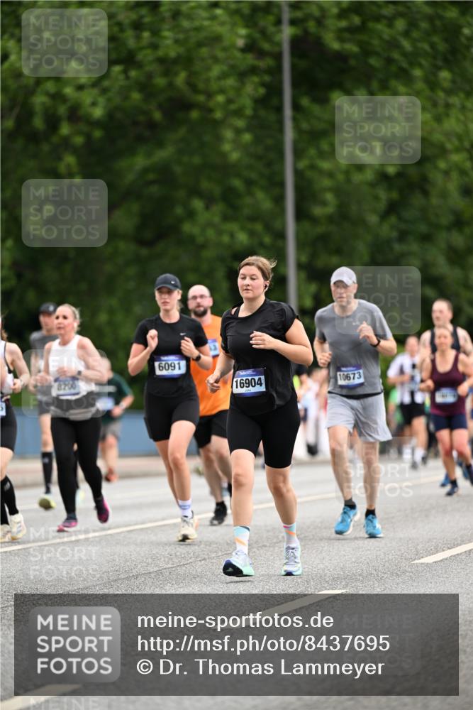 29.06.2025 - hella hamburg halbmarathon Dr. Thomas Lammeyer http://msf.ph/oto/8437695 29.06.2025 10:55:57 Kennedybrücke 1203, 1404, 1418, 1617, 1930, 2202, 2380, 2484, 2485, 2736, 2778, 3038, 3838, 4652, 4878, 5062, 5286, 5289, 5357, 5716, 6091, 6945, 6954, 7012, 7770, 7771, 7825, 7938, 7992, 8040, 8200, 8410, 8621, 10521, 10552, 10614, 10636, 10673 meine-sportfotos.de