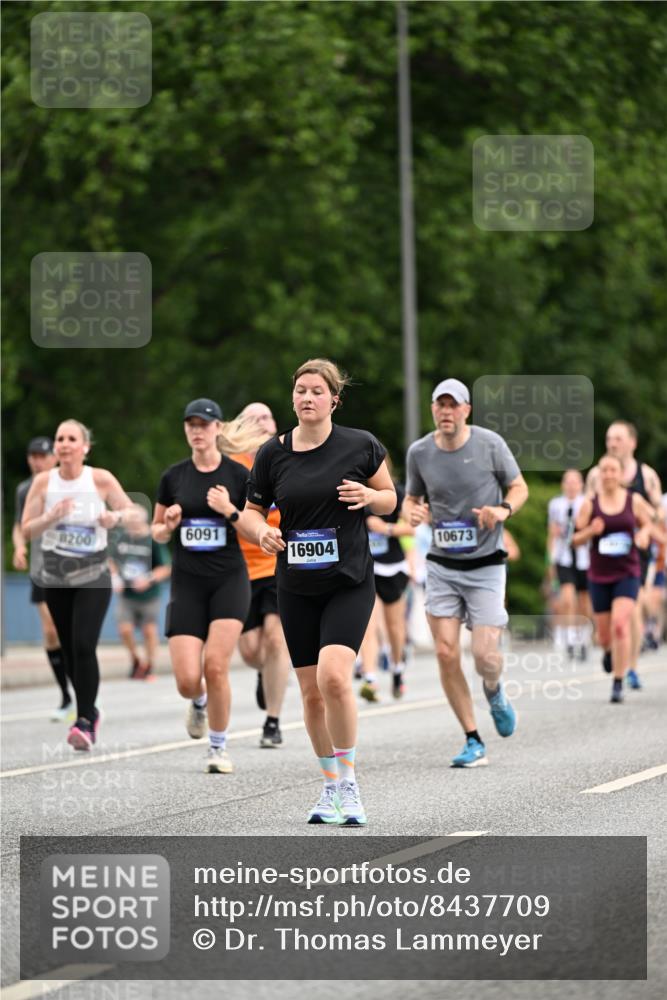 29.06.2025 - hella hamburg halbmarathon Dr. Thomas Lammeyer http://msf.ph/oto/8437709 29.06.2025 10:55:57 Kennedybrücke 1203, 1404, 1418, 1617, 1930, 2202, 2380, 2484, 2485, 2736, 2778, 3038, 3838, 4652, 4878, 5062, 5286, 5289, 5357, 5716, 6091, 6945, 6954, 7012, 7770, 7771, 7825, 7938, 7992, 8040, 8200, 8410, 8621, 10521, 10552, 10614, 10636, 10673 meine-sportfotos.de