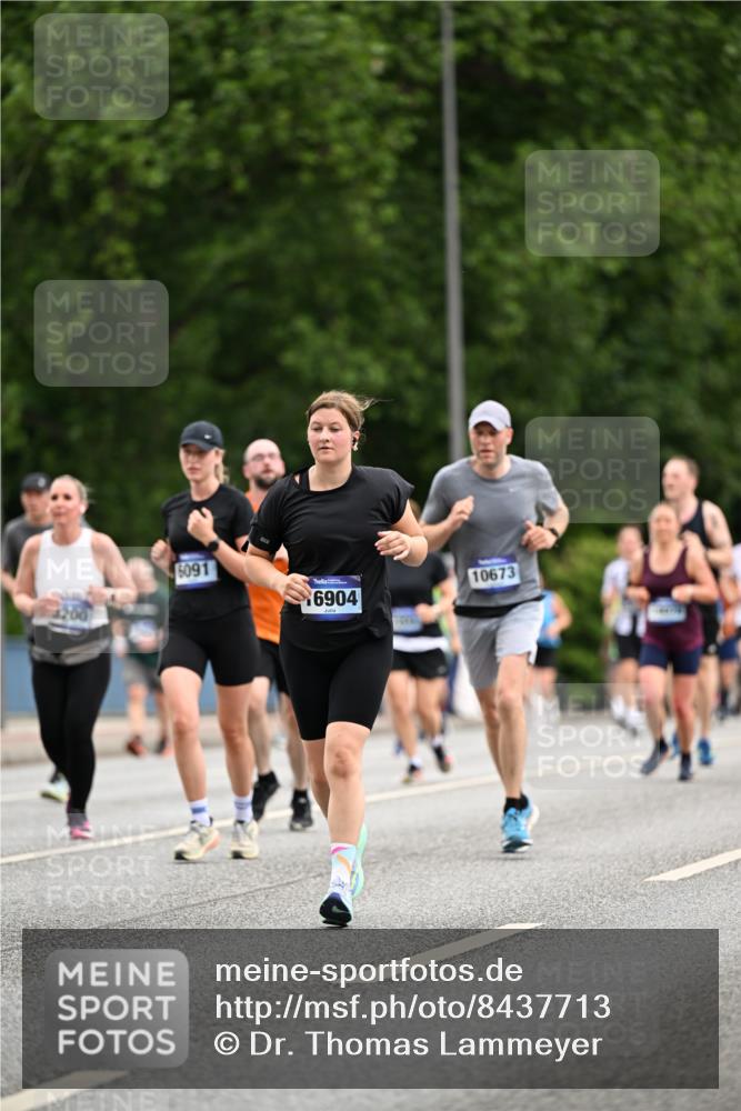 29.06.2025 - hella hamburg halbmarathon Dr. Thomas Lammeyer http://msf.ph/oto/8437713 29.06.2025 10:55:57 Kennedybrücke 1203, 1404, 1418, 1617, 1930, 2202, 2380, 2484, 2485, 2736, 2778, 3038, 3838, 4652, 4878, 5062, 5286, 5289, 5357, 5716, 6091, 6945, 6954, 7012, 7770, 7771, 7825, 7938, 7992, 8040, 8200, 8410, 8621, 10521, 10552, 10614, 10636, 10673 meine-sportfotos.de