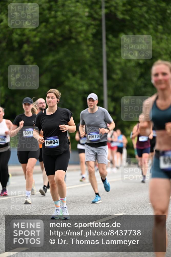 29.06.2025 - hella hamburg halbmarathon Dr. Thomas Lammeyer http://msf.ph/oto/8437738 29.06.2025 10:55:58 Kennedybrücke 1203, 1404, 1418, 1617, 1930, 2202, 2380, 2484, 2485, 2736, 2778, 3038, 3838, 4652, 4878, 5062, 5286, 5289, 5357, 5394, 5716, 6091, 6945, 6954, 7012, 7770, 7771, 7825, 7938, 7992, 8040, 8200, 8410, 8621, 10521, 10552, 10614, 10636, 10673 meine-sportfotos.de