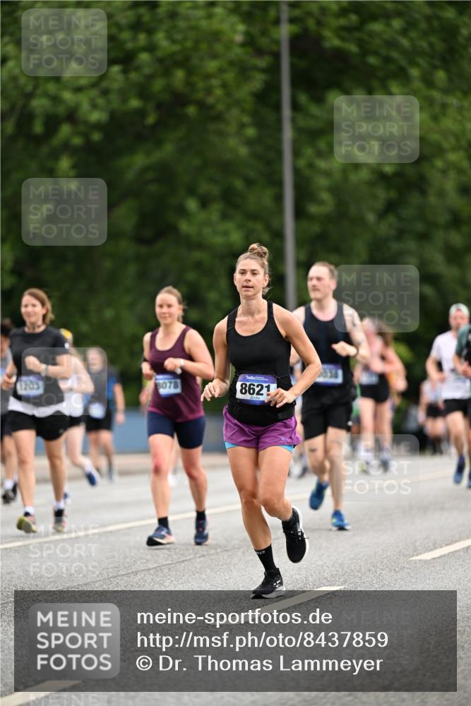 29.06.2025 - hella hamburg halbmarathon Dr. Thomas Lammeyer http://msf.ph/oto/8437859 29.06.2025 10:56:01 Kennedybrücke 1203, 1404, 1418, 1617, 2202, 2484, 2485, 2736, 2778, 3038, 4652, 4878, 5062, 5286, 5289, 5357, 5394, 5534, 5716, 6091, 6945, 6954, 7012, 7770, 7771, 7825, 7938, 7992, 8040, 8200, 8410, 8621, 9462, 10521, 10552, 10614, 10636, 10673, 10830 meine-sportfotos.de
