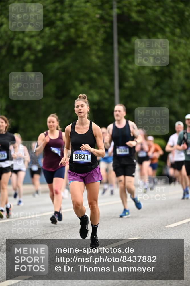 29.06.2025 - hella hamburg halbmarathon Dr. Thomas Lammeyer http://msf.ph/oto/8437882 29.06.2025 10:56:01 Kennedybrücke 1203, 1404, 1418, 1617, 2202, 2484, 2485, 2736, 2778, 3038, 4652, 4878, 5062, 5286, 5289, 5357, 5394, 5534, 5716, 6091, 6945, 6954, 7012, 7770, 7771, 7825, 7938, 7992, 8040, 8200, 8410, 8621, 9462, 10521, 10552, 10614, 10636, 10673, 10830 meine-sportfotos.de
