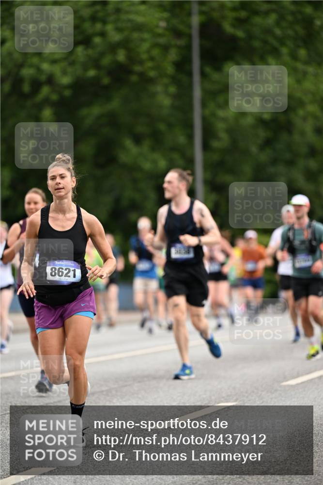 29.06.2025 - hella hamburg halbmarathon Dr. Thomas Lammeyer http://msf.ph/oto/8437912 29.06.2025 10:56:02 Kennedybrücke 1203, 1404, 1418, 1617, 2202, 2484, 2485, 2736, 2778, 3038, 4652, 4878, 5062, 5286, 5289, 5357, 5394, 5534, 5716, 6091, 6945, 6954, 7770, 7771, 7825, 7992, 8040, 8200, 8410, 8621, 9462, 9590, 10521, 10552, 10614, 10636, 10673, 10830 meine-sportfotos.de