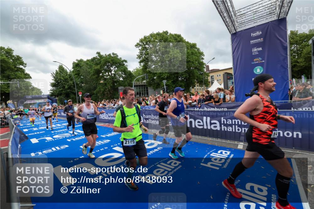 29.06.2025 - hella hamburg halbmarathon Zöllner http://msf.ph/oto/8438093 29.06.2025 10:55:18 Ziel 1549, 1628, 2119, 4903, 5643, 6723, 6891, 8973, 9361, 10188, 10263, 10582, 11184, 11747, 12248, 13470, 14834, 15854, 16108, 16521, 18031, 18380, 18531, 18966 meine-sportfotos.de
