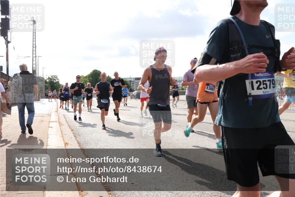 29.06.2025 - hella hamburg halbmarathon Lena Gebhardt http://msf.ph/oto/8438674 29.06.2025 09:52:42 Lombardsbrücke 4497, 17720, 7191, 13687, 12579, 8889, 1, 1070, 1139, 1163, 1169, 1176, 1220, 1415, 1468, 1512, 1613, 1782, 2189, 2233, 2788, 3021, 3098, 3109, 3124, 3305, 3618, 3852, 3917, 4080, 4277, 4497, 4565, 4691, 4871, 4915, 4933, 4981, 5007, 5011, 5476, 5477, 5682, 6550, 6716, 7005, 7067, 7093, 7191, 7325, 7432, 7451, 7599, 7843, 7865, 7961, 8467, 8852, 9348, 9444, 10493, 10741, 10796, 11062, 11495, 11679, 11779, 12046, 12772, 13403, 13614, 13728, 14257 meine-sportfotos.de