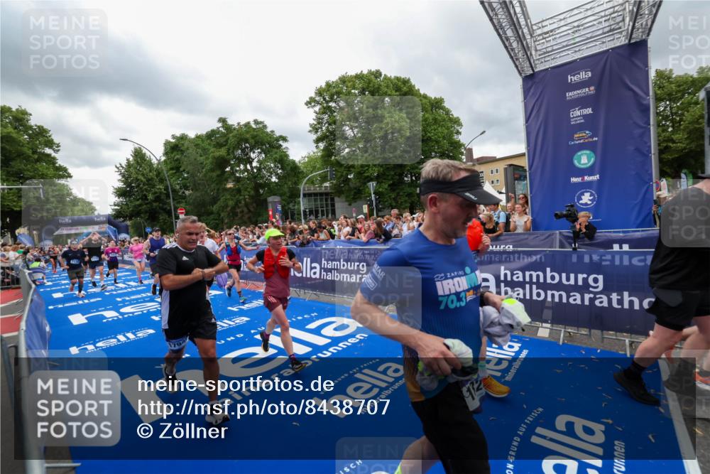 29.06.2025 - hella hamburg halbmarathon Zöllner http://msf.ph/oto/8438707 29.06.2025 10:55:30 Ziel 1130, 2252, 2771, 4189, 4951, 5287, 5319, 6591, 6938, 8487, 12584, 13234, 13236, 14036, 16213, 16334, 16609, 16985, 17603, 17940 meine-sportfotos.de