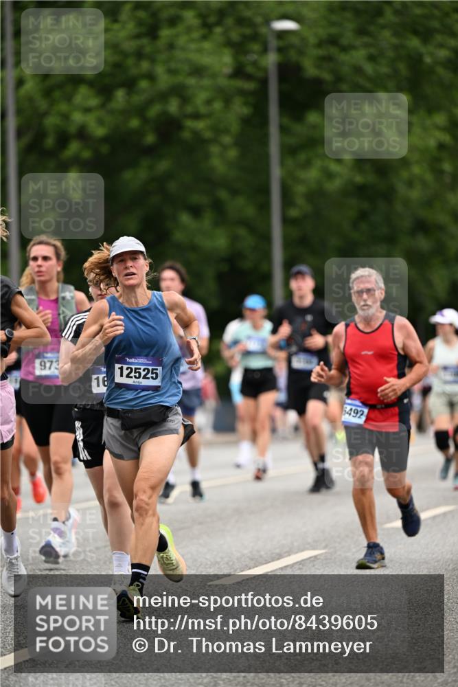 29.06.2025 - hella hamburg halbmarathon Dr. Thomas Lammeyer http://msf.ph/oto/8439605 29.06.2025 10:56:37 Kennedybrücke 1369, 1978, 3140, 3645, 4087, 4273, 4815, 5262, 5291, 6406, 6671, 6885, 6961, 6985, 7682, 7691, 7737, 8194, 8196, 8672, 9068, 9070, 9220, 9582, 9583, 9594, 9673, 9730, 10296, 10342, 10496, 10928, 11084, 11126, 11127, 11297, 11375 meine-sportfotos.de