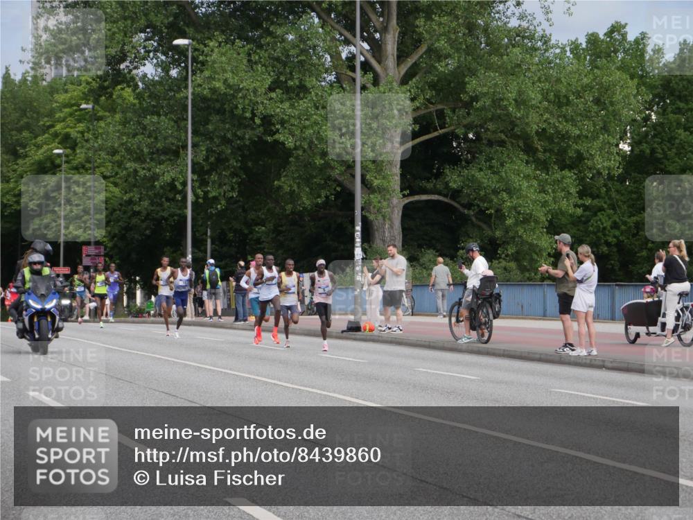 29.06.2025 - hella hamburg halbmarathon Luisa Fischer http://msf.ph/oto/8439860 29.06.2025 09:32:39 Kennedybrücke 4, 5, 7, 10, 11, 16, 22, 23, 25, 59 meine-sportfotos.de
