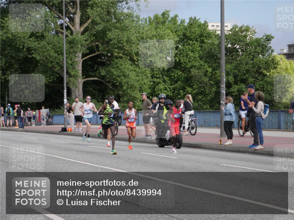 29.06.2025 - hella hamburg halbmarathon Luisa Fischer http://msf.ph/oto/8439994 29.06.2025 09:32:50 Kennedybrücke 2, 4, 6, 8, 9, 10, 13, 23, 59 meine-sportfotos.de