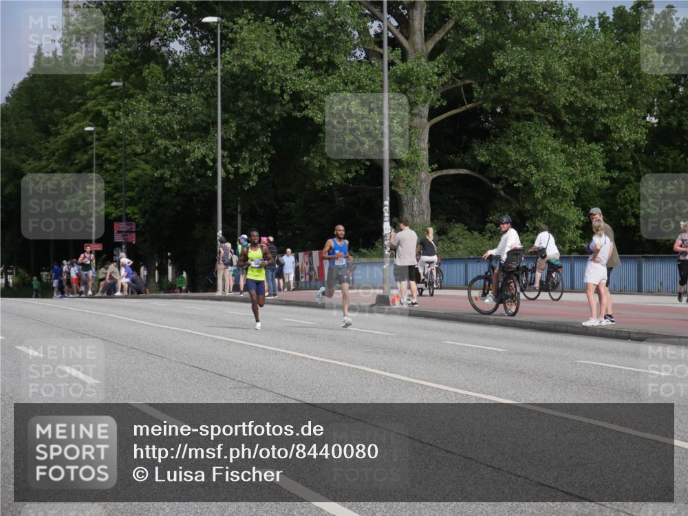 29.06.2025 - hella hamburg halbmarathon Luisa Fischer http://msf.ph/oto/8440080 29.06.2025 09:33:08 Kennedybrücke 15, 15, 20 meine-sportfotos.de
